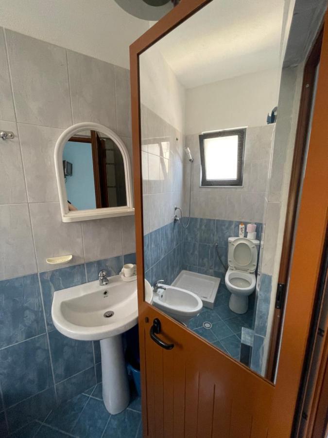 Festim Hotel Дуррес Экстерьер фото